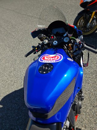 Yamaha R1 RN65 GYTR Moto de Circuito