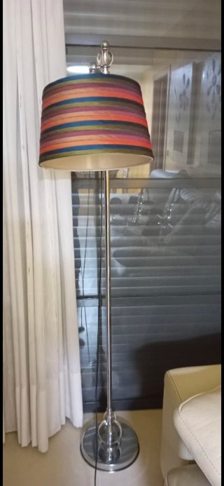 Lámpara de techo colgante y lámpara de pie