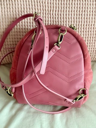 Mochila pequeña ante rosa