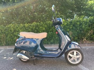 Vespa LX 125 ie 2012. 9400 km