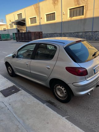 Peugeot 206 2004