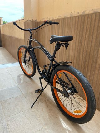 Bicicleta Beach Cruiser Electra Sparker.