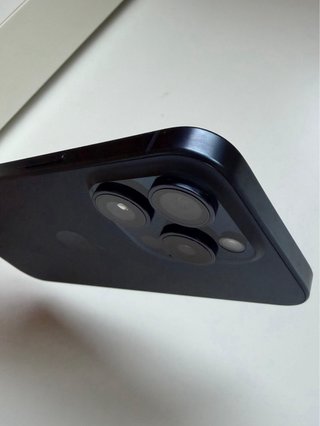 iPhone 15 Pro PIEZAS