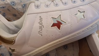 ZAPATILLAS NUEVAS CON ETIQUETA JHAYBER