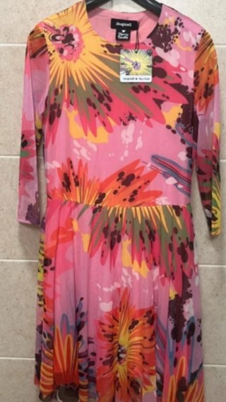 Vestido Desigual estampado Maria Escote