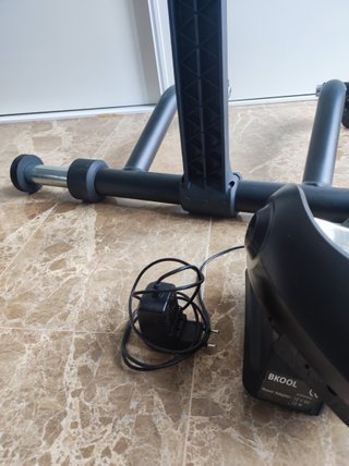 Rodillo Bkool Smart Pro ANT+ y Bluetooth