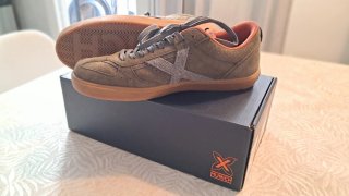 Zapatilla Munich Verde Caqui Talla 42