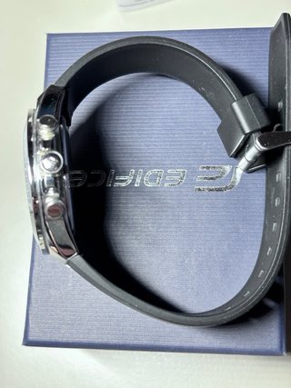 Reloj Casio Edifice WR 100M