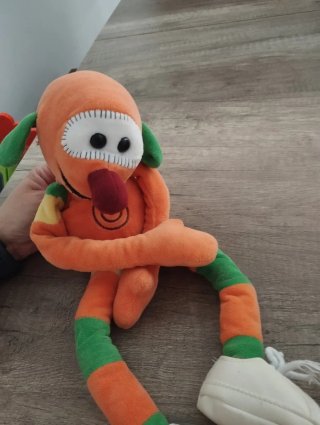 Lote de juguetes y peluches
