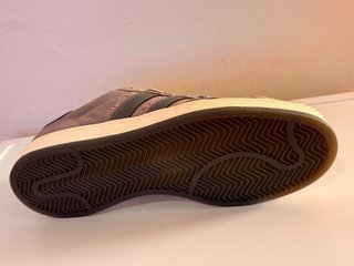 Adidas Campus 00s Gris Hombre