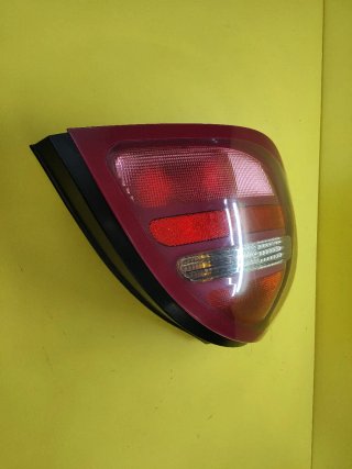 PILOTO TRASERO IZQUIERDO NISSAN ALMERA II N16