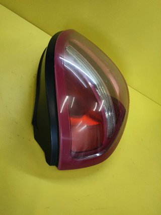PILOTO TRASERO IZQUIERDO NISSAN ALMERA II N16