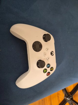 Xbox Series S con 2 mandos
