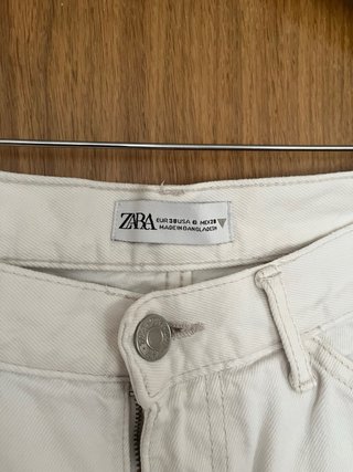 Vaqueros Zara blancos anchos