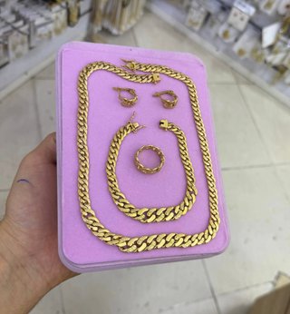 Conjunto Joyas Bañadas en Oro