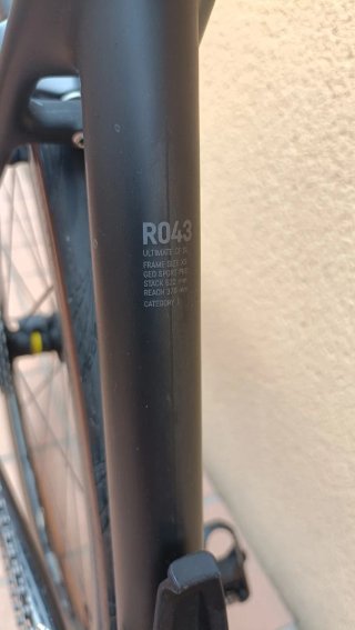 Bicicleta Canyon Ultimate CF SL Nera
