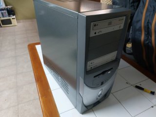 PC Retro Completo Pentium 4 Gráfica ATI Sound Blas
