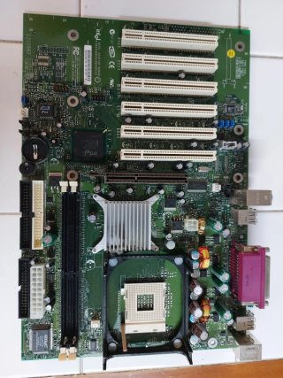 PC Retro Completo Pentium 4 Gráfica ATI Sound Blas