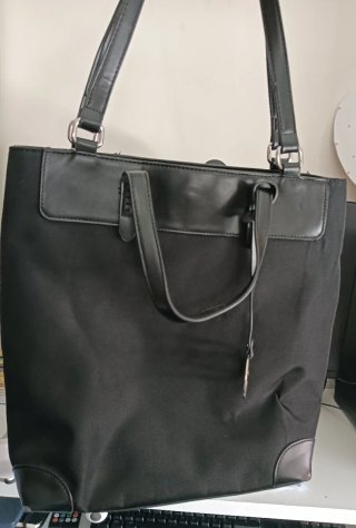 Bolso Primadonna Negro Hombro y Mano