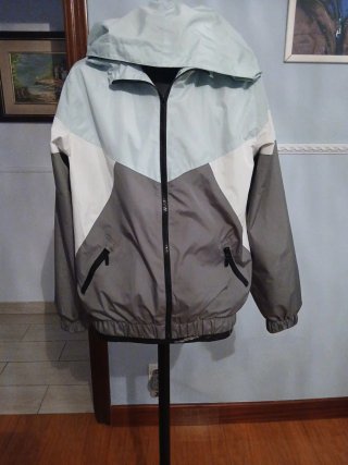 Chubasquero niño azul y gris talla 14 años