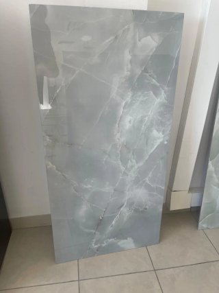 Baldosas y Porcelánico para obra