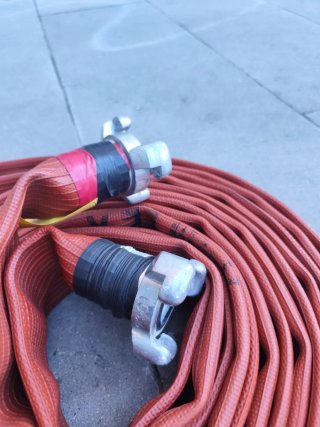 Mangueras incendios caucho nitrilico 45mm racord