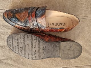 Mocasines de piel efecto serpiente