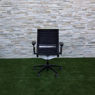 Silla de oficina Steelcase Think verde