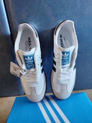 Zapatillas Adidas Samba Blancas y Negras
