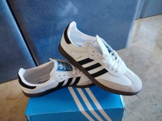 Zapatillas Adidas Samba Blancas y Negras
