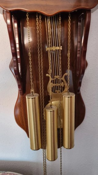 Orologio a pendolo con carillon
