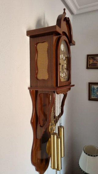 Orologio a pendolo con carillon