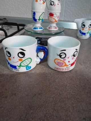 Servizio in ceramica, Colazione Uova Tazze