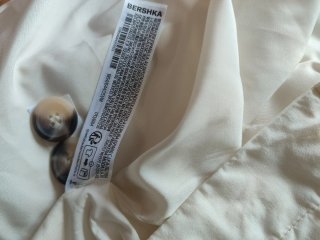 Gabardina Bershka Beige Talla M