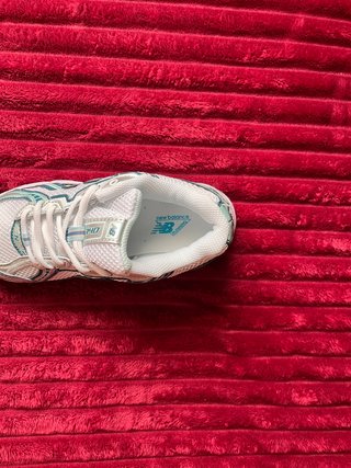 New Balance 740 Mujer Blancas y Celestes