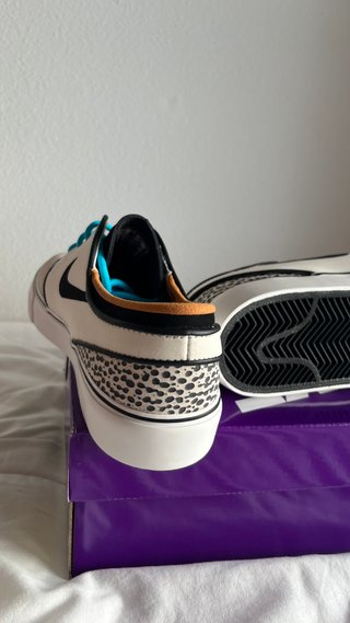 Zapatillas Nike SB Janoski Beige/Negro