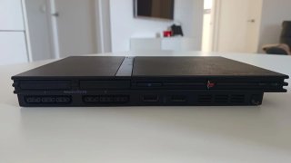 Play 2 Slim Negra + Mando + Memoria + 10 Juegos