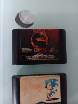 Lotteria di 4 cartucce di giochi per Sega Mega Drive