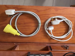 Cable MacBook Apple + Extensión UK