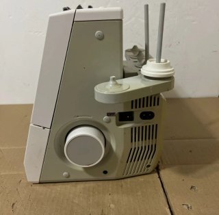 Máquina Overlock Elna Pro 5 DC 5 HILOS