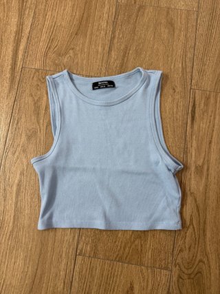 Top Bershka Celeste Talla S