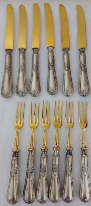 Conjunto 6 Cuchillos y Tenedores Dorados