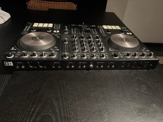 Native Instruments Traktor Kontrol S4 MK3