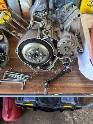 Motor AM6