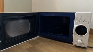 Microondas Samsung CE2875NT