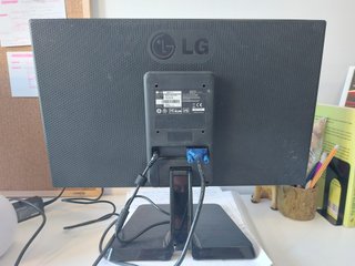 Monitor LG Led 19,5 pulgadas
