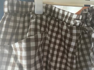 Pantalón corto cuadros marrón y blanco