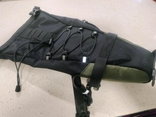 Bolsa sillín bicicleta negra y verde