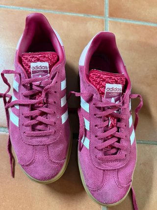 Adidas Gazelle rosas con plataforma