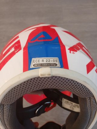 Casco infantil moto rojo y azul marca Acerbis